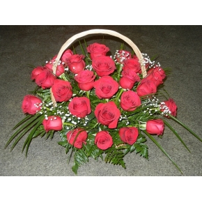 КОРЗИНА С РОЗАМИ 31 ШТУК